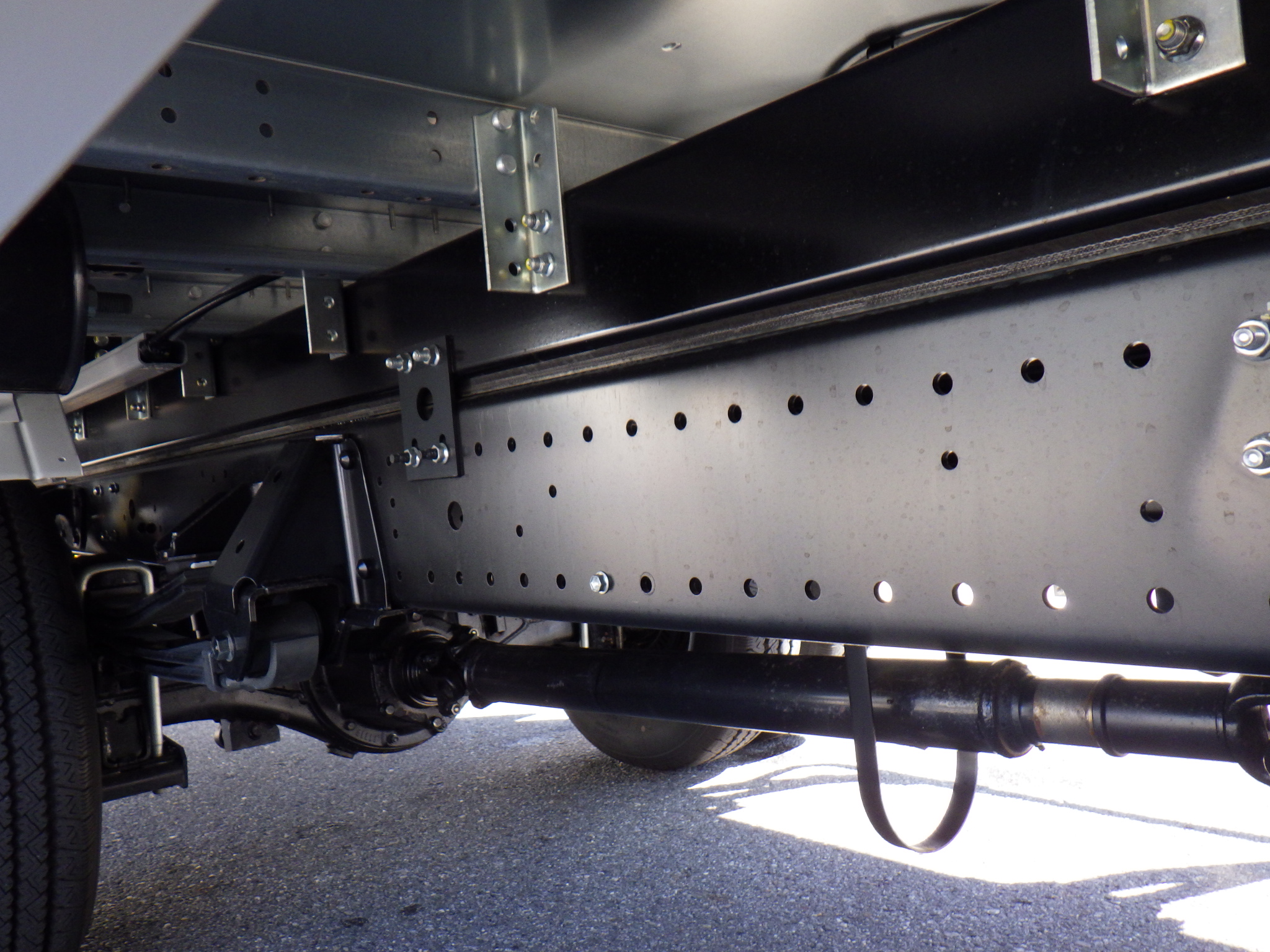 未使用車 ワイド超ロング 全低床 積載3,450kg 車両総重量7.5t以下 